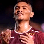 Photo of Adrián Chévez